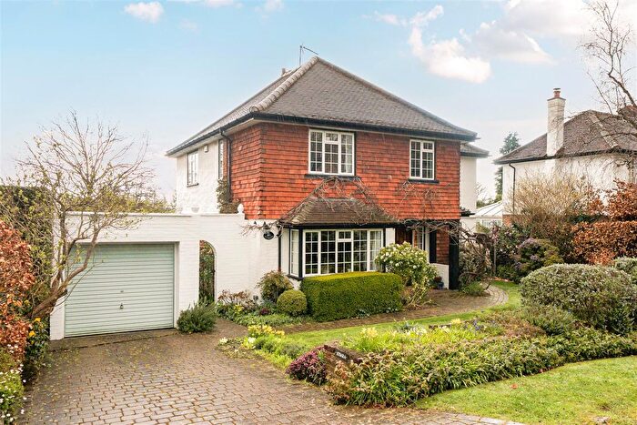 5 Bedroom Detached House For Sale In Nightingale Road, East Horsley, KT24