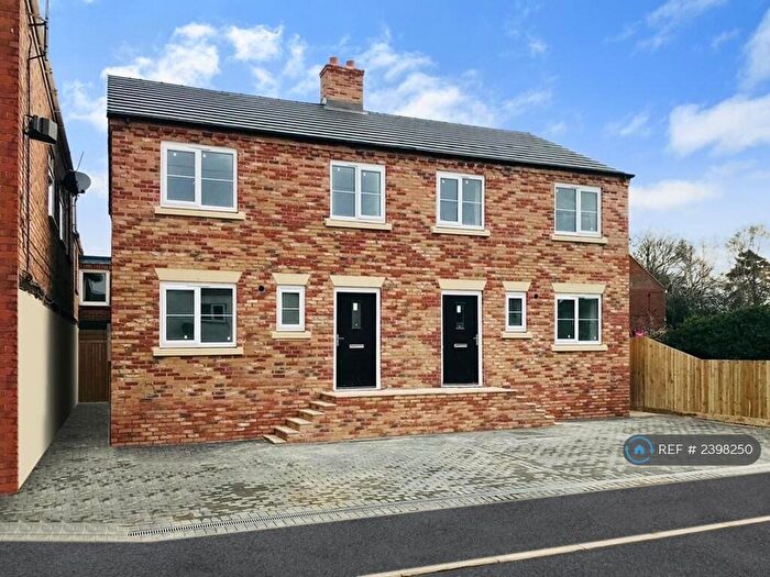 3 Bedroom End Of Terrace House To Rent In New Road, Sutton Bridge, Spalding, PE12