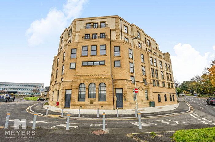 1 Bedroom Flat For Sale In Commercial Road, Poole, BH14