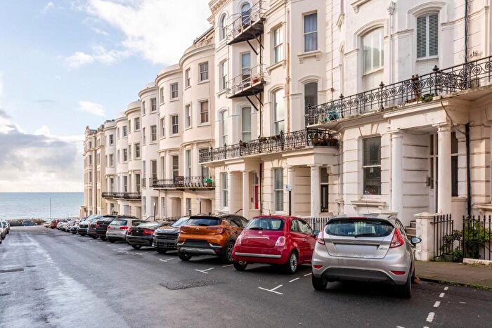 2 Bedroom Apartment For Sale In Chesham Place, Brighton, BN2