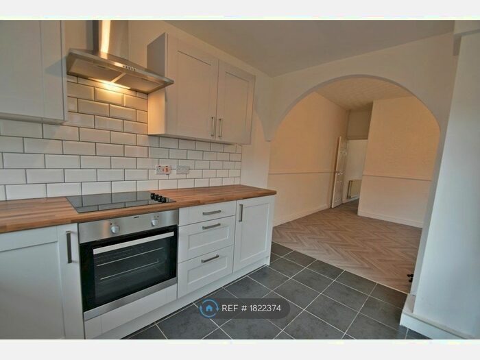 2 Bedroom Terraced House To Rent In Dagmar Street, Manchester, M28