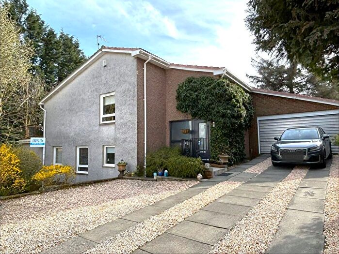 4 Bedroom Detached House For Sale In Broomhead Park, Dunfermline, KY12