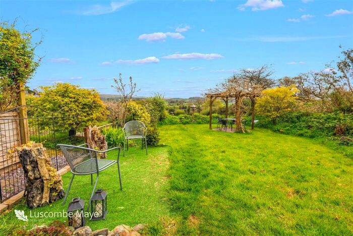 2 Bedroom Semi-Detached House For Sale In Yondertown Square, Lutton, PL21