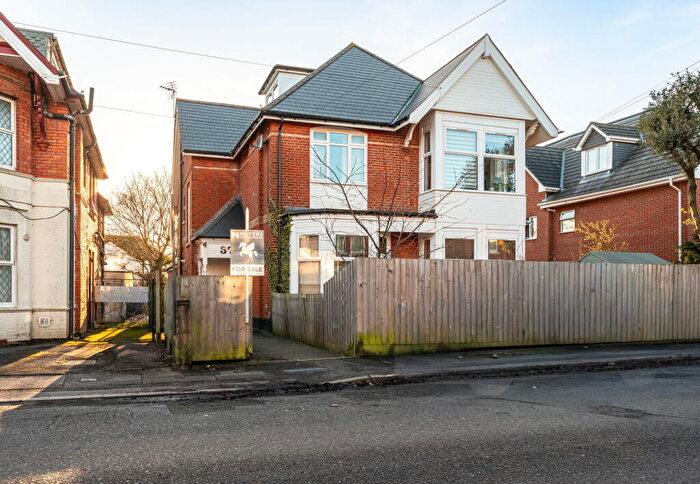 2 Bedroom Flat To Rent In Hamilton Road, Bournemouth, BH1