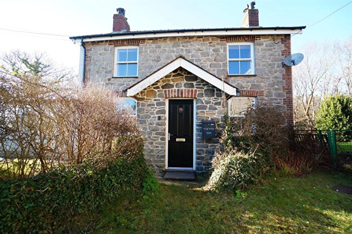 3 Bedroom House To Rent In Capel Y Graig, Bangor, LL57