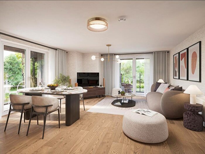 2 Bedroom Apartment For Sale In Mill Lane, Swindon, SN1