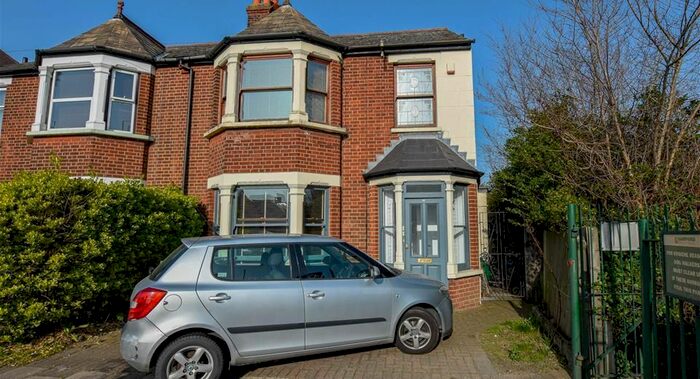 3 Bedroom Flat To Rent In Park Road, Dartford, DA1