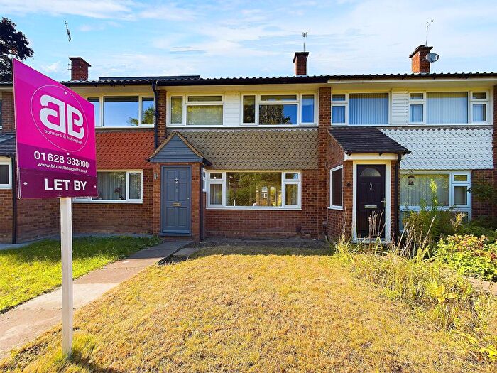3 Bedroom Terraced House To Rent In Castleton Court, Marlow, Buckinghamshire, SL7