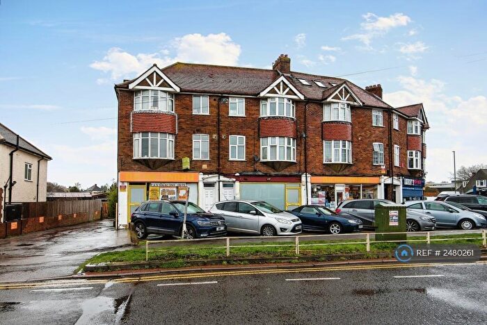 1 Bedroom Flat To Rent In Clay Corner, Chertsey, KT16