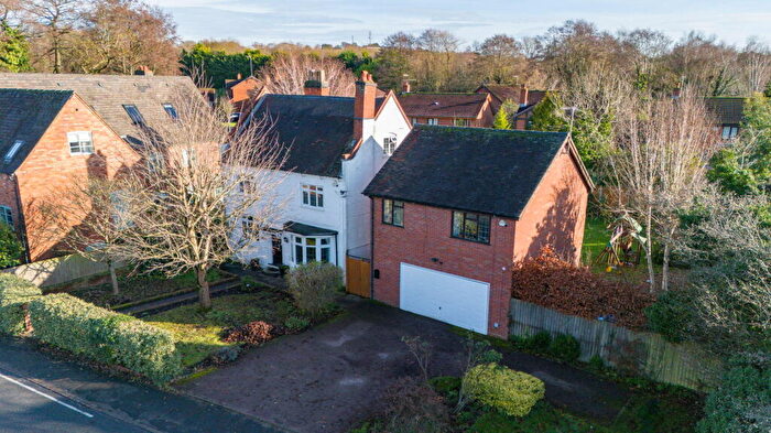 5 Bedroom Detached House For Sale In Birmingham Road, Bromsgrove, B61