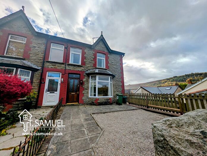 3 Bedroom Semi-Detached House For Sale In Aberffrwd Road, Mountain Ash, CF45