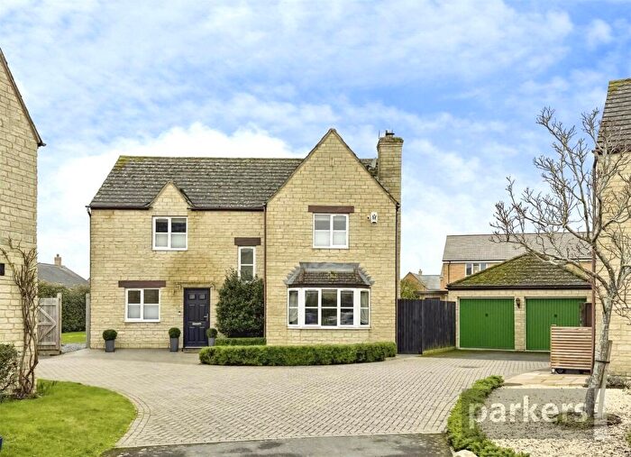 4 Bedroom Detached House For Sale In Willows Edge, Eynsham, Witney, Oxfordshire, OX29