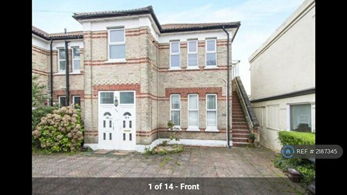 3 Bedroom Flat To Rent In Southcote Road, Bournemouth, BH1