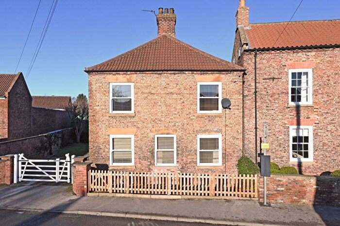 3 Bedroom Detached House For Sale In Meltonby Lodge, Kelfield Road, Riccall, YO19