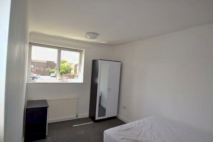 House Of Multiple Occupation To Rent In Nansen Walk, Corby, NN18