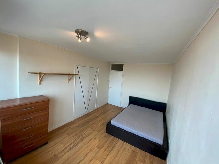 2 Bedroom Flat To Rent In Bedroom Flat – Shoreditch House, Old Street, N1