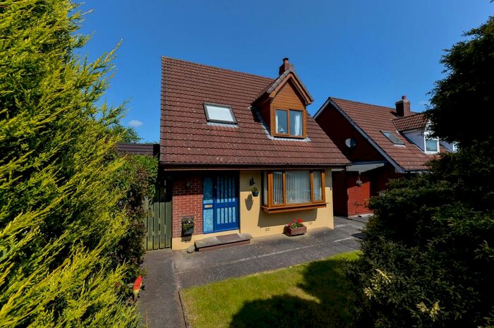 3 Bedroom Detached House For Sale In Alveston Park, Carryduff, Belfast, County Down, BT8