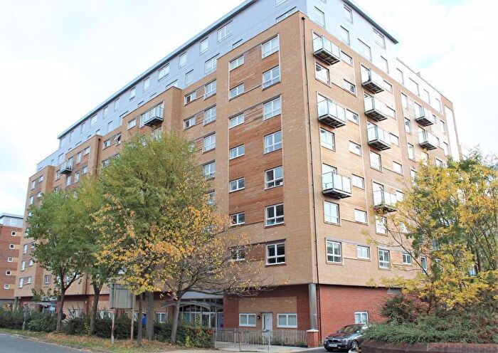 1 Bedroom Flat To Rent In Cherrydown East, Basildon, SS16