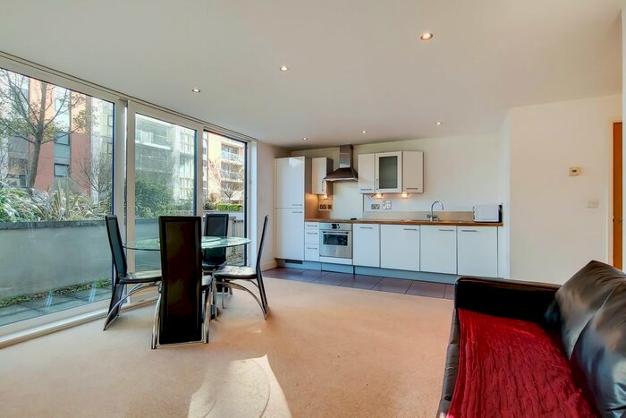 1 Bedroom Flat To Rent In Adriatic Apartments, Royal Victoria Dock E16