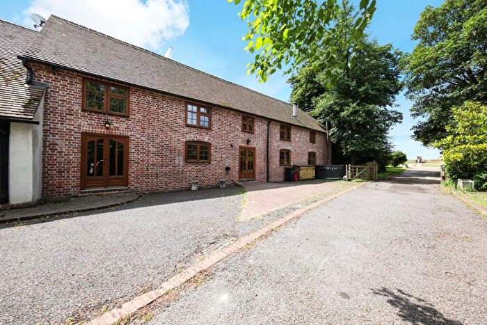 5 Bedroom Semi-Detached House For Sale In Church Lane, Gravesend, Kent, DA12