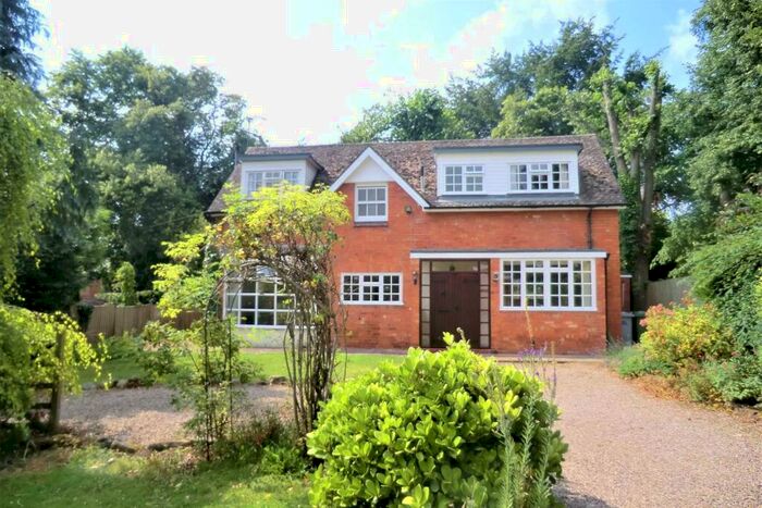 3 Bedroom Detached House To Rent In Church Street, Southwell, NG25