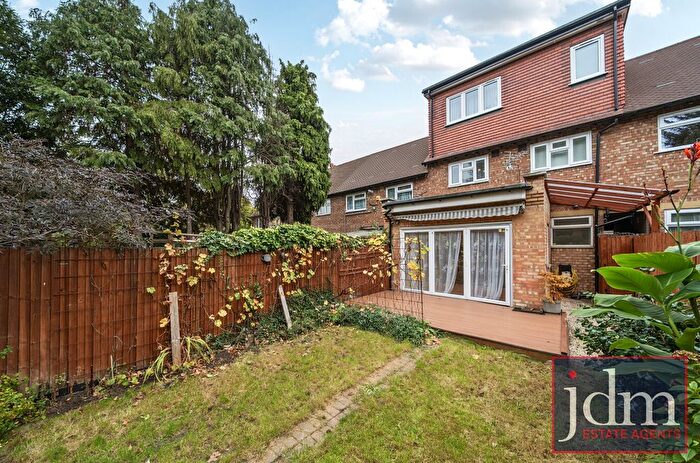 4 Bedroom Terraced House To Rent In Alwold Crescent, Lee, London, SE12