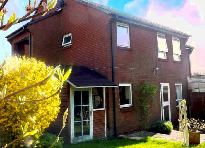 Studio To Rent In Penhale Gardens, Titchfield Common, PO14