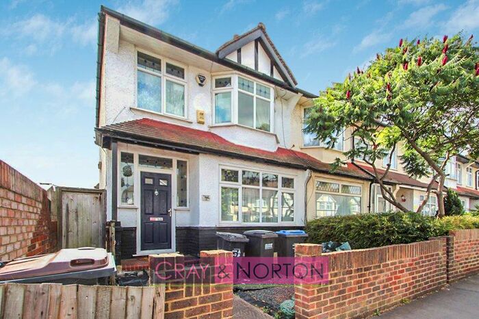 3 Bedroom End Of Terrace House To Rent In Davidson Road, East Croydon, CR0