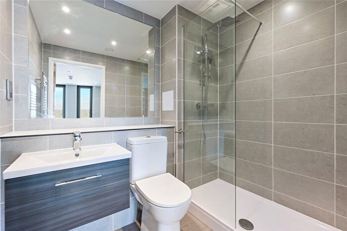 1 Bedroom Flat To Rent In Spinners Yard, Spinners Lane, LS7