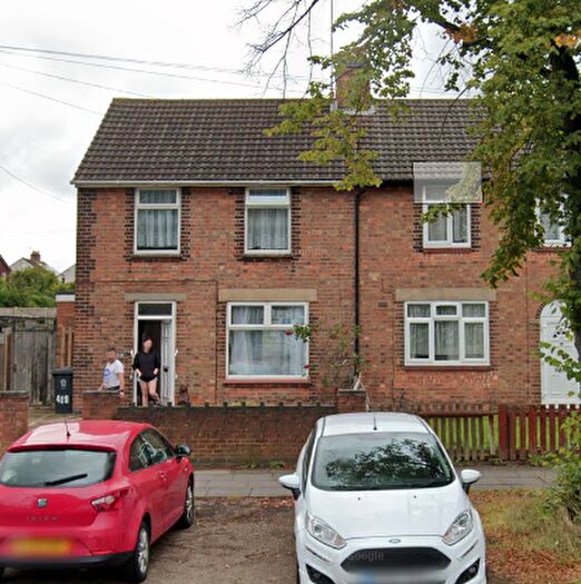 3 Bedroom Semi-Detached House To Rent In Saffron Lane, Leicester, LE2