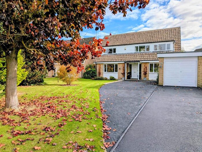 4 Bedroom Detached House For Sale In Apsley Way, Longthorpe, PE3