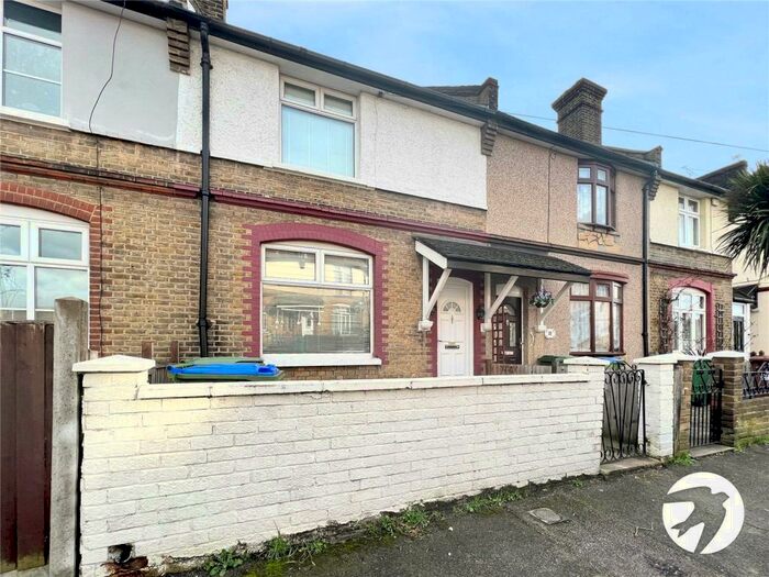 3 Bedroom Terraced House To Rent In Moat Lane, Erith, DA8