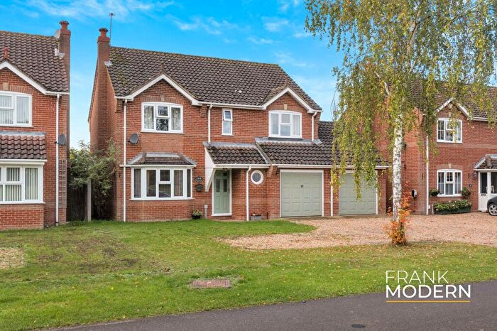 4 Bedroom Detached House For Sale In The Hayfields, Spalding, PE11