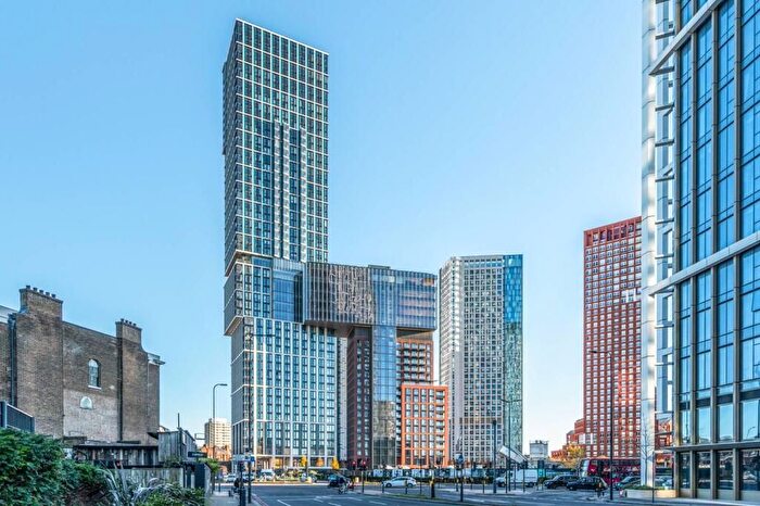 2 Bedroom Flat To Rent In Nine Elms, London, SW8