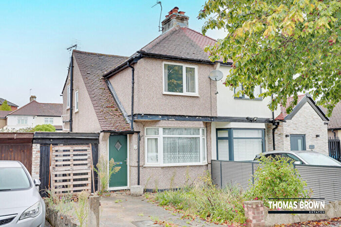 2 Bedroom Semi-Detached House For Sale In May Avenue, Orpington, BR5