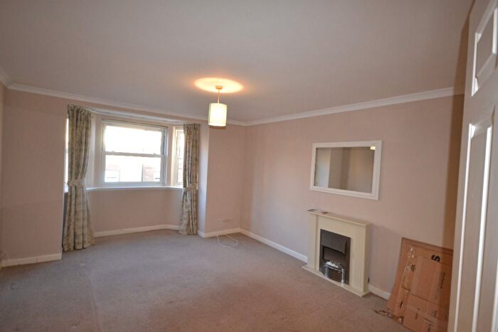 2 Bedroom Flat To Rent In Millar Crescent, Morningside, Edinburgh, EH10