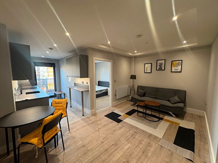 1 Bedroom Flat To Rent In Winifred Street, Leicester, LE2