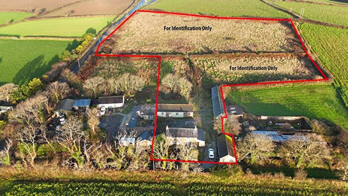4 Bedroom Country House For Sale In Sithney, Helston, TR13