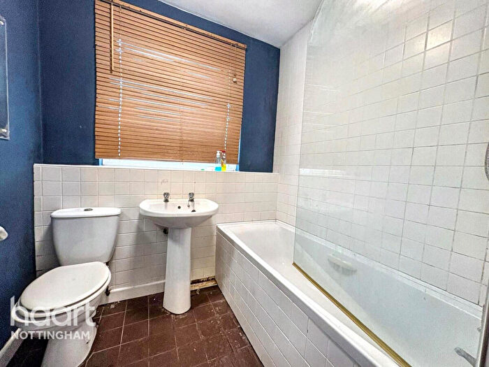 2 Bedroom Terraced House For Sale In Wisa Terrace, Nottingham, NG5