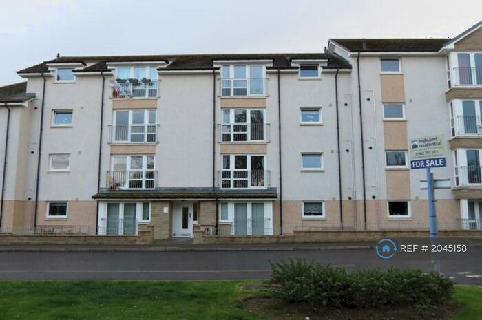 2 Bedroom Flat To Rent In Riverside Court, Nairn, IV12
