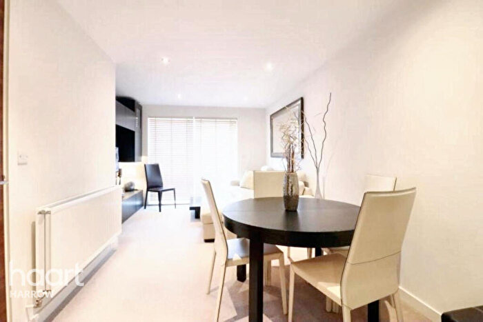 1 Bedroom Apartment For Sale In Howard Road, Stanmore, HA7