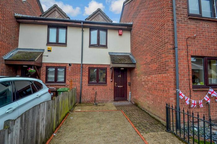 2 Bedroom Terraced House To Rent In Page Close, RM9