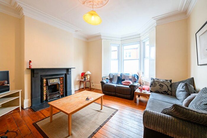 4 Bedroom Terraced House To Rent In Osborne Avenue, Jesmond, Newcastle Upon Tyne, NE2