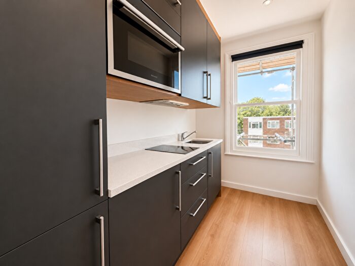 Studio To Rent In Elgin Road, Croydon, CR0
