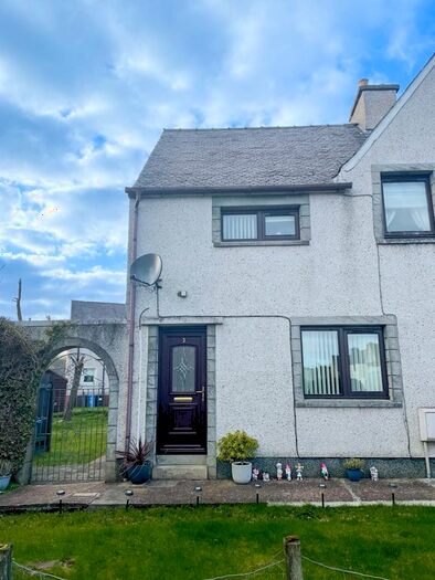 3 Bedroom End Of Terrace House For Sale In Morison Avenue, Stornoway, HS1