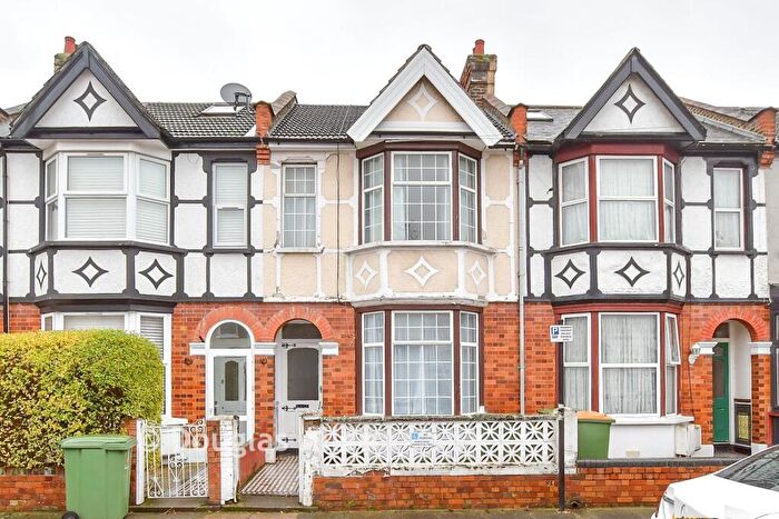 3 Bedroom Terraced House For Sale In Halley Road, London, E12