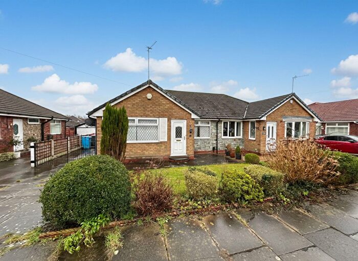 2 Bedroom Semi Detached Bungalow For Sale In Chalfont Drive, Worsley, M28