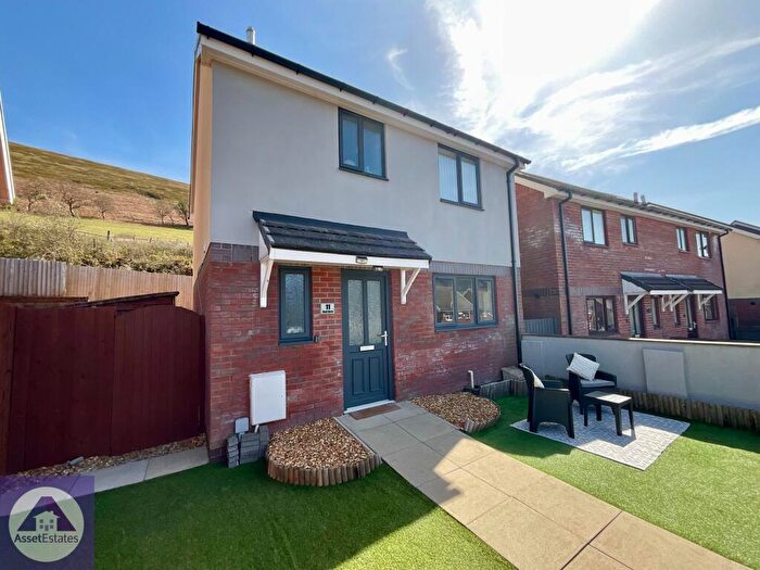 3 Bedroom Detached House For Sale In Oak Road, Blaina, NP13