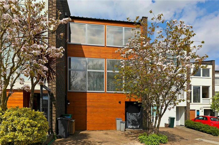 5 Bedroom Detached House To Rent In Cedar Court, Wimbledon, SW19