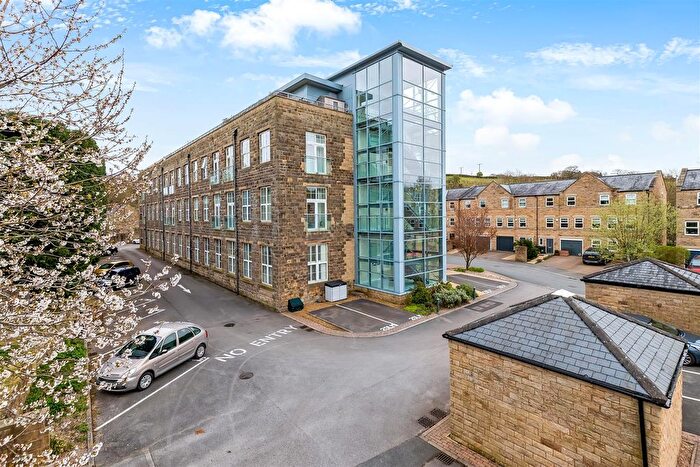 2 Bedroom Flat For Sale In Mill Fold, Addingham, Ilkley, LS29
